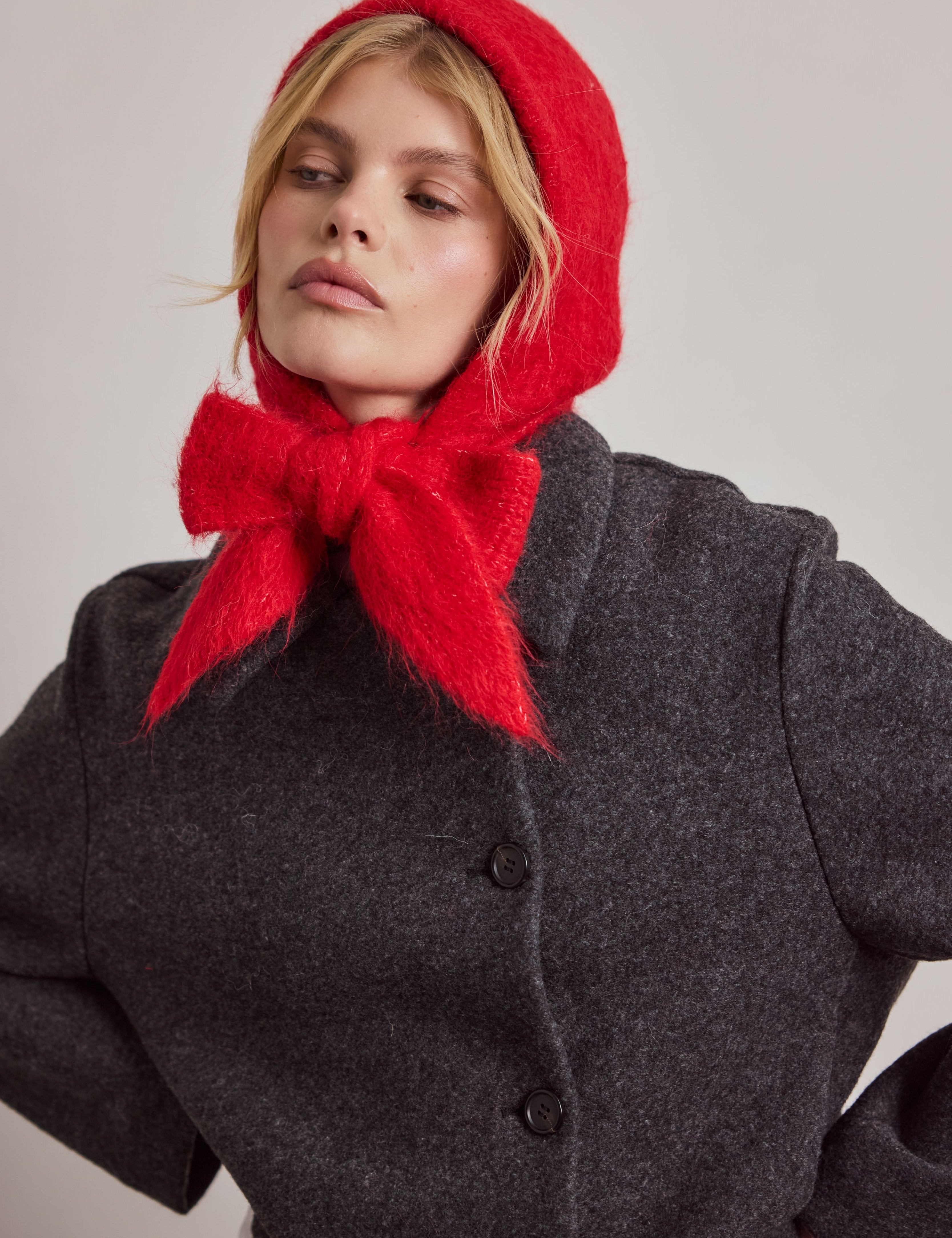 The Alpaca Bonnet - Flame Red