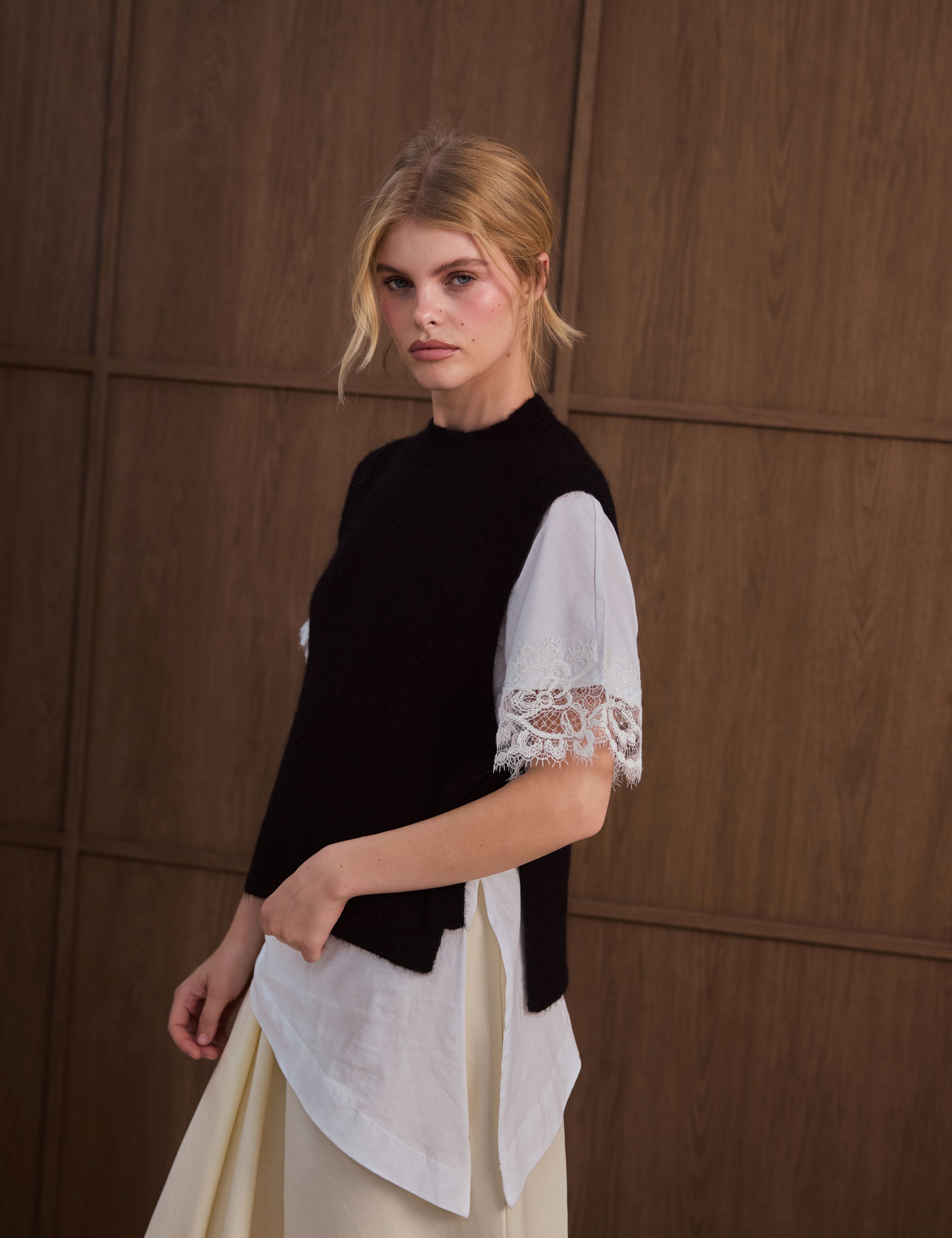 Alpaca Vest - Black