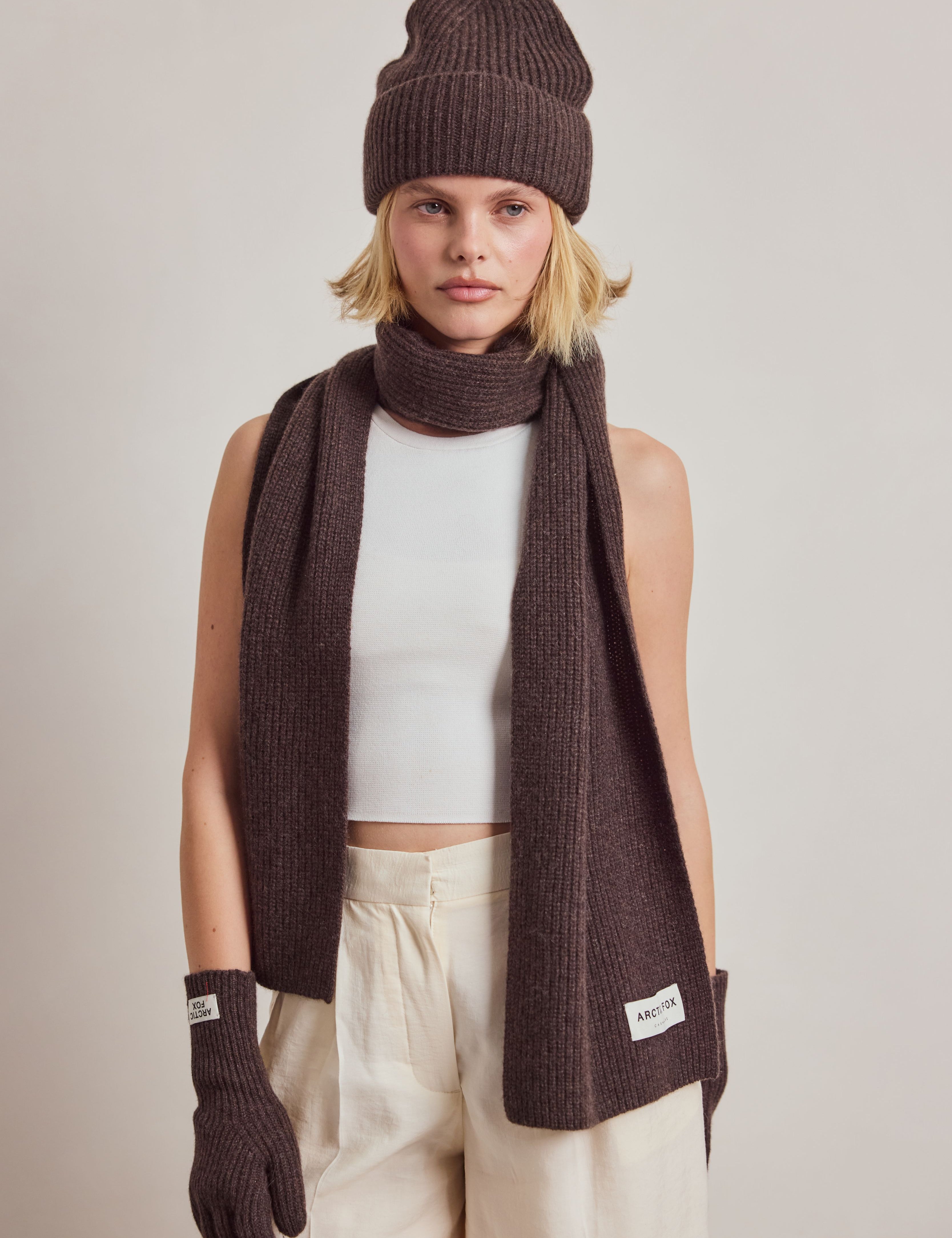 The Cashmere Scarf - Chocolate Brown