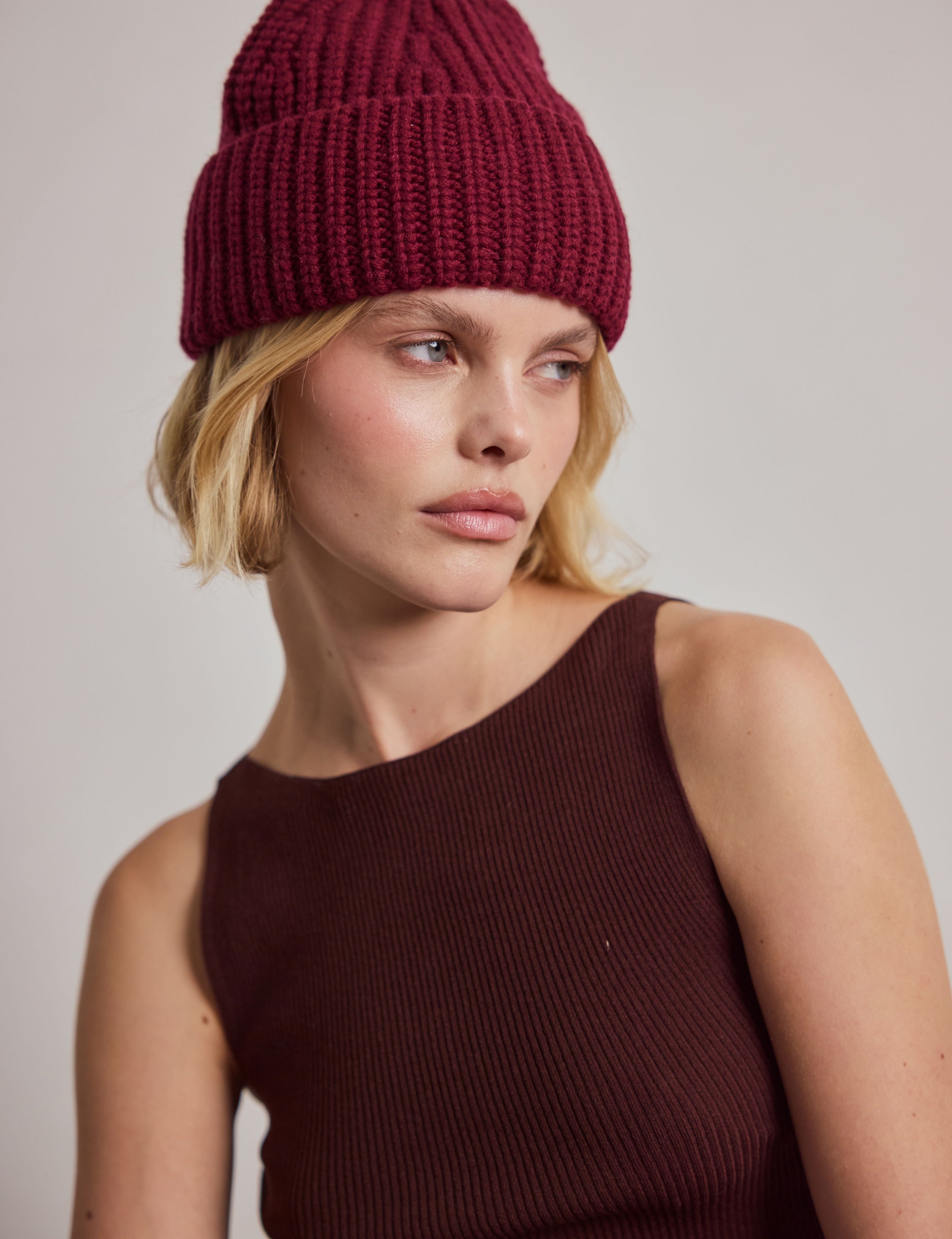 The Merino Wool Beanie - Dark Burgundy