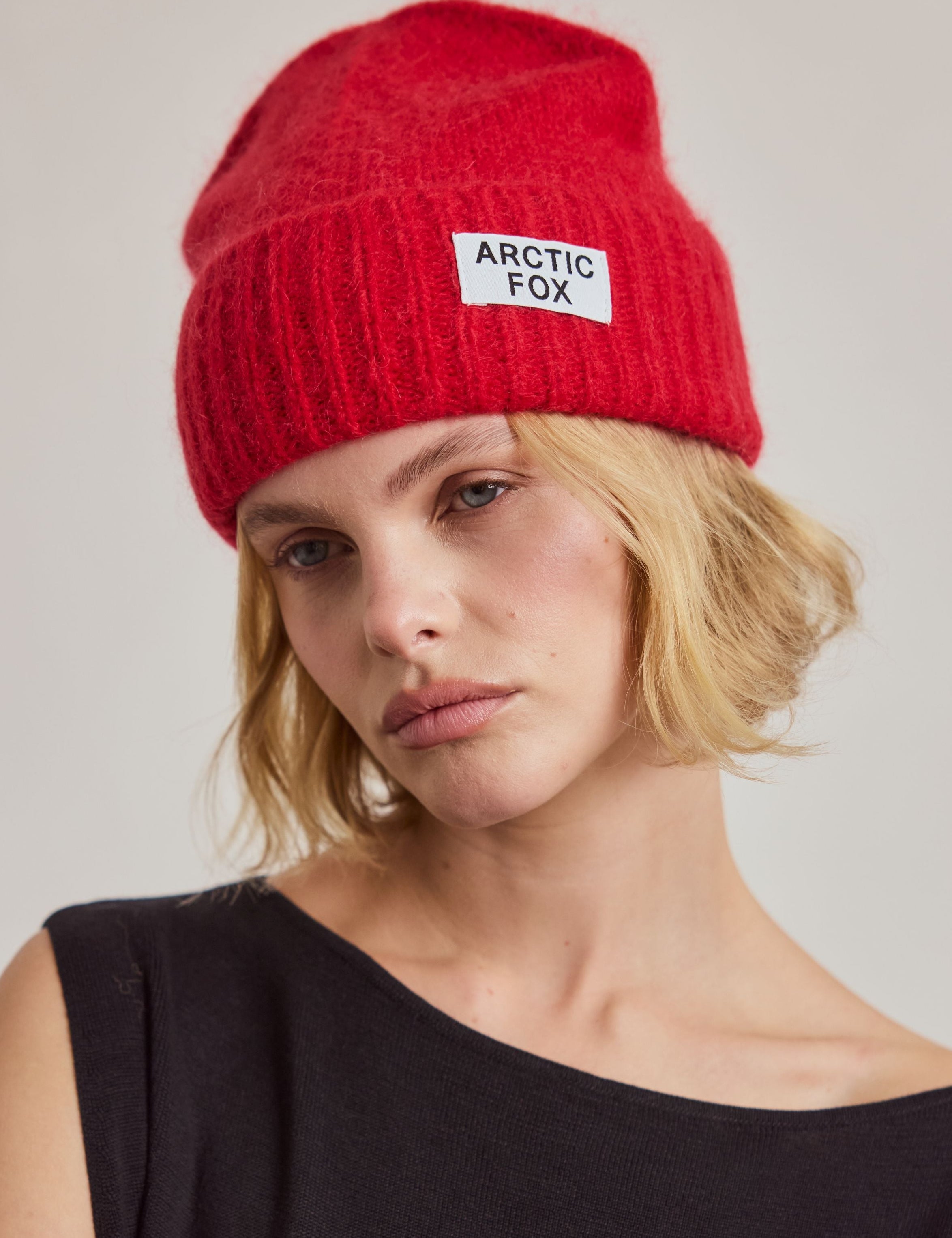 The Mohair Beanie - Red