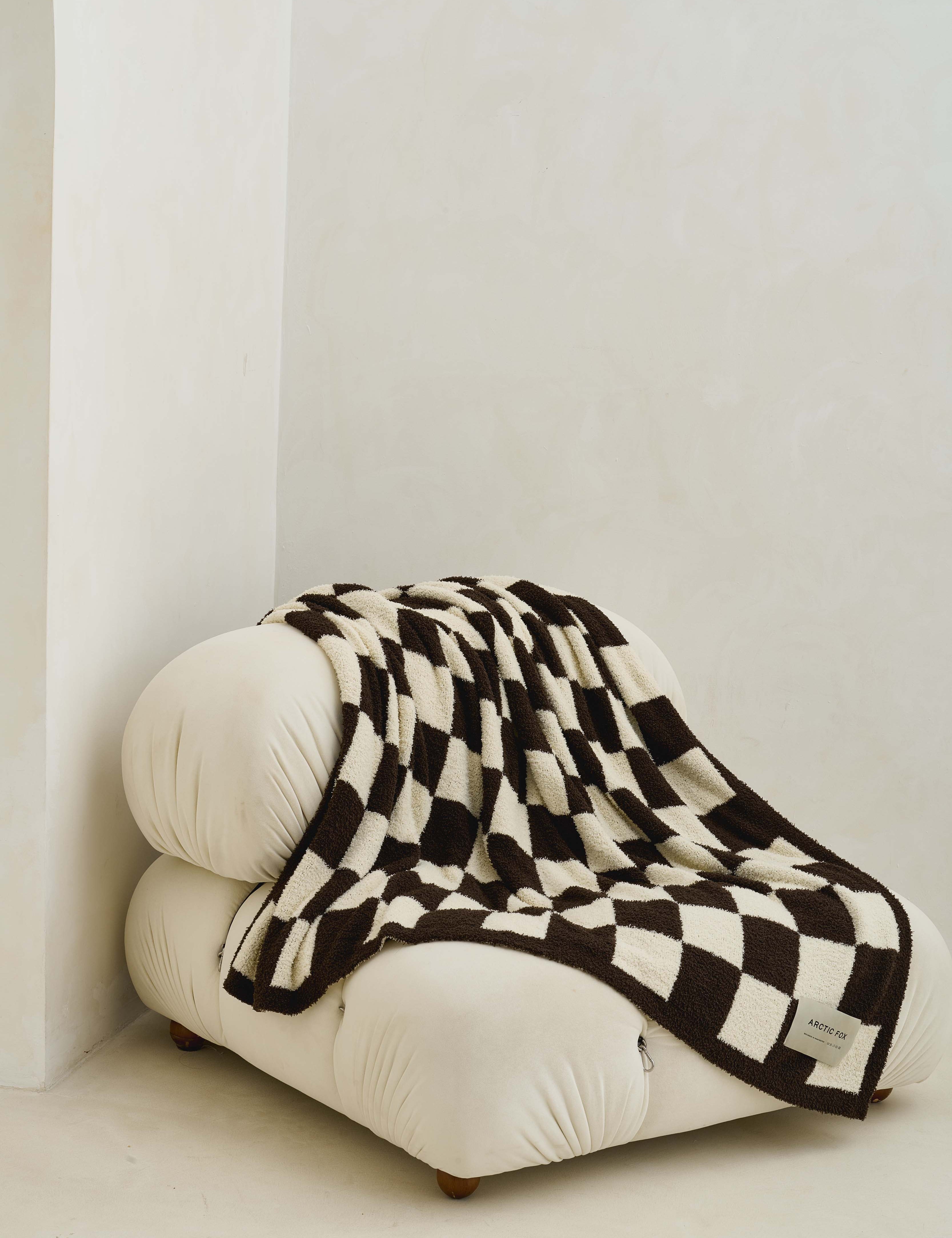 The Teddy Throw - Espresso Brown