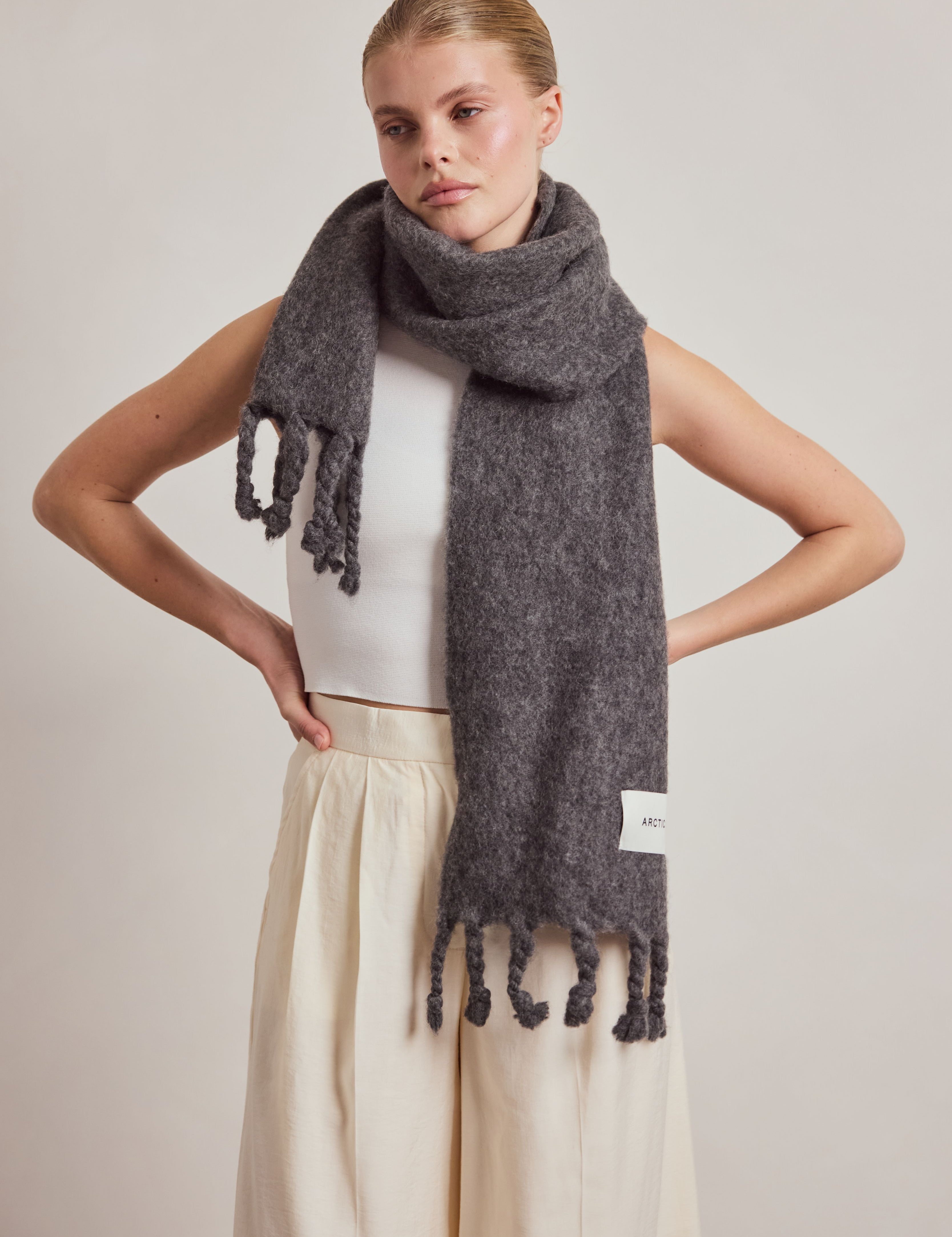 The Cloud Scarf - Dark Grey
