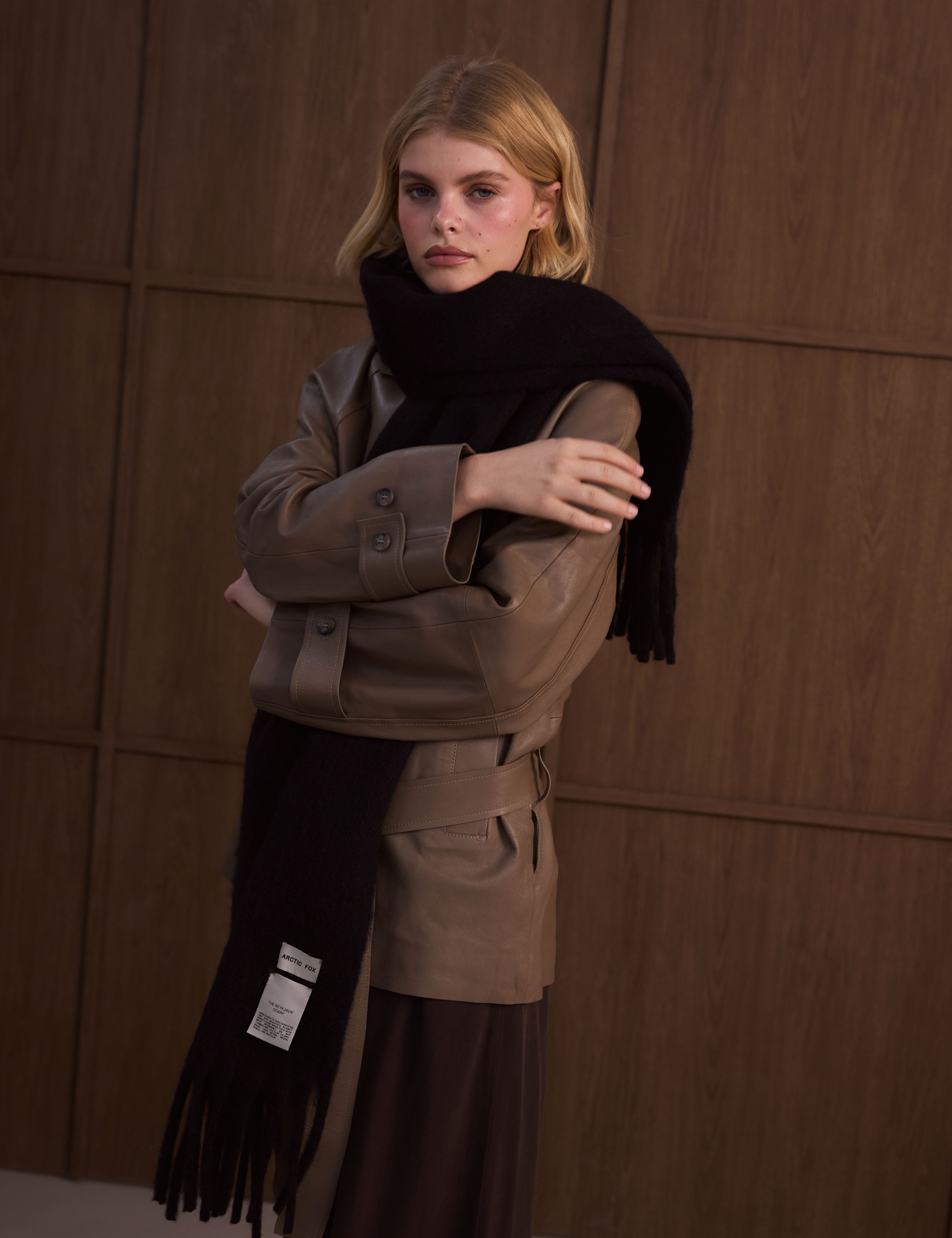 The Reykjavik Scarf with Wool - Black