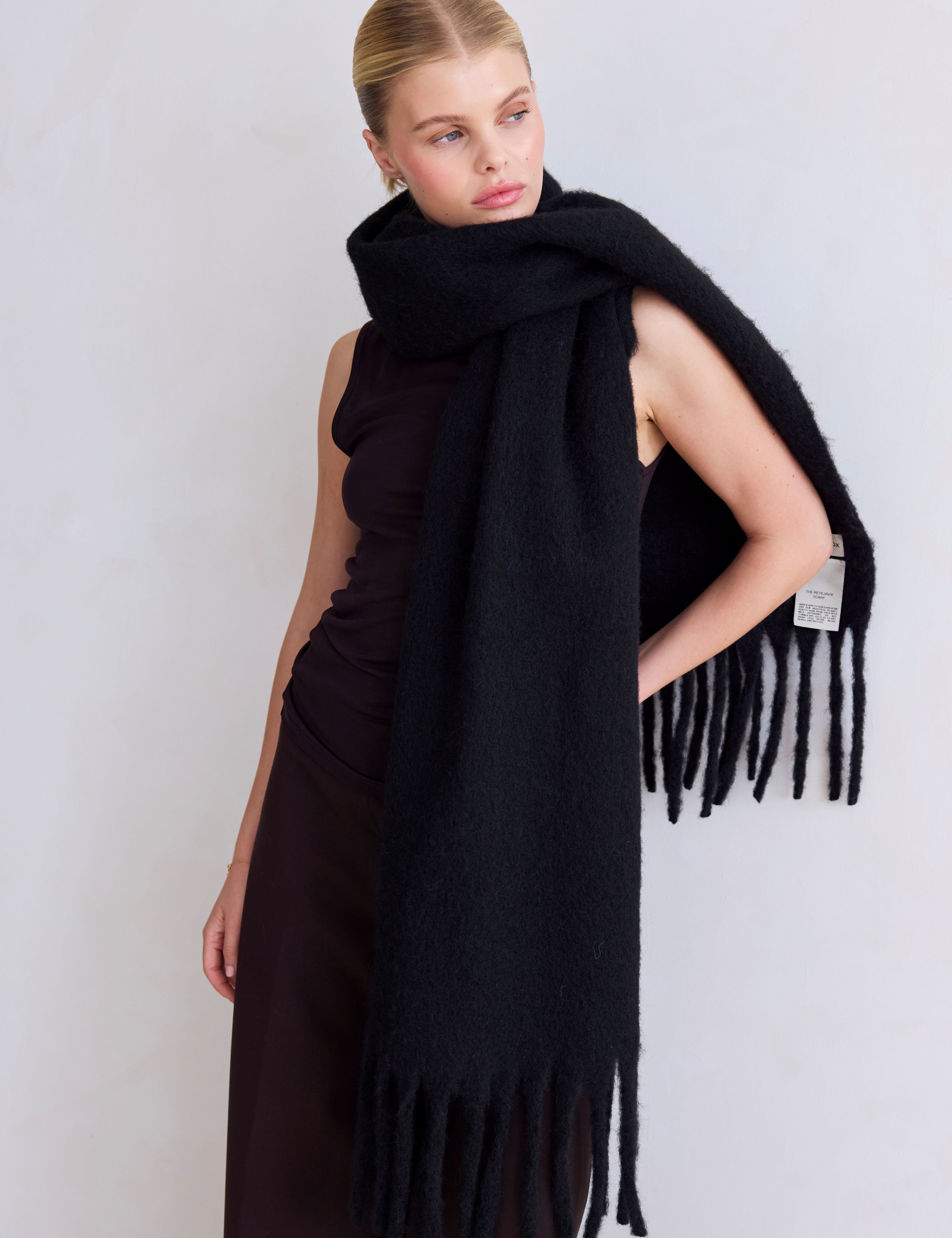 The Reykjavik Scarf with RWS Wool